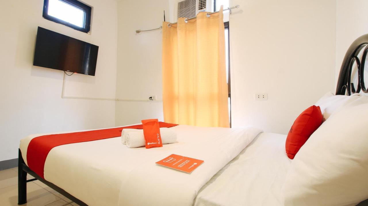 Reddoorz Plus @ Jardin Suites Guadalupe Nuevo Mandaluyong Kültér fotó
